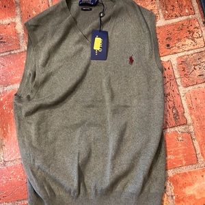 Polo vest. Size M